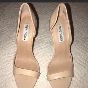 STEVE MADDEN NUDE HEELS 6.5